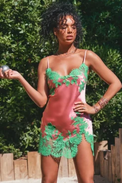 Silk Nightwear | Nighties, Babydolls & Chemises>Marjolaine Apolline Silk Nightie ApollinePink/Mint