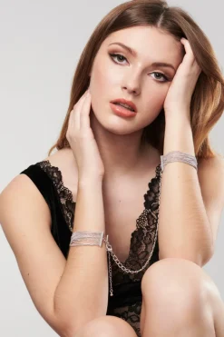 Restraints, Cuffs & Gloves | Pleasure>Bijoux Indiscrets Magnifique Handcuffs Silver