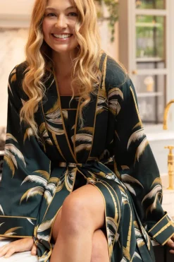 Kimonos & Robes><noscript><img width=