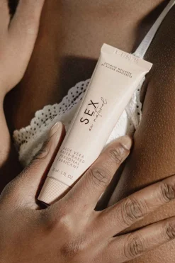 Pleasure | £30 And Under>Bijoux Indiscrets Sex au naturel Aloe Vera Water-Based Lubricant